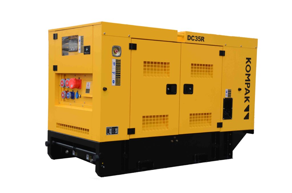 Grupo electrógeno 30 kVA Kompak motor Cummins insonorizado