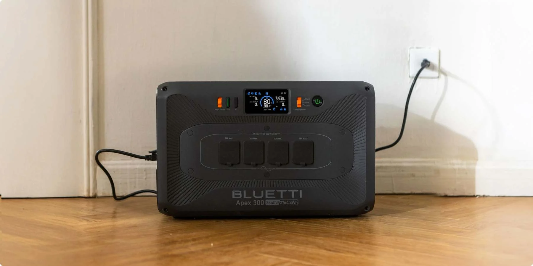 Carga TurboBoost de la Bluetti Apex 300 + 2 x B300K: 80 % en 50 minutos